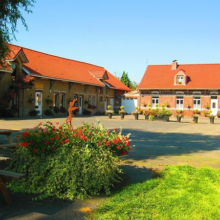 Camping Ferme Des Saules Hotell Bailleul  Exteriör bild